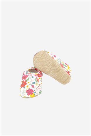 Beyaz Çiçekli Slipper Bebek Ayakkabı