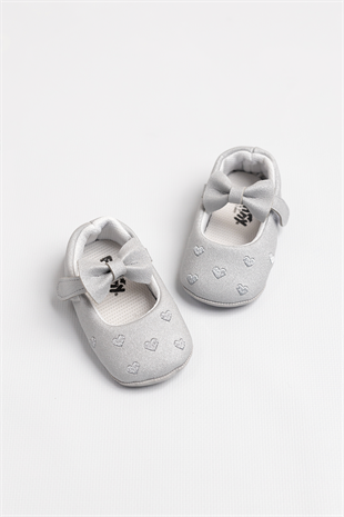 Gri Kalp Desenli Kız Bebek Ayakkabı